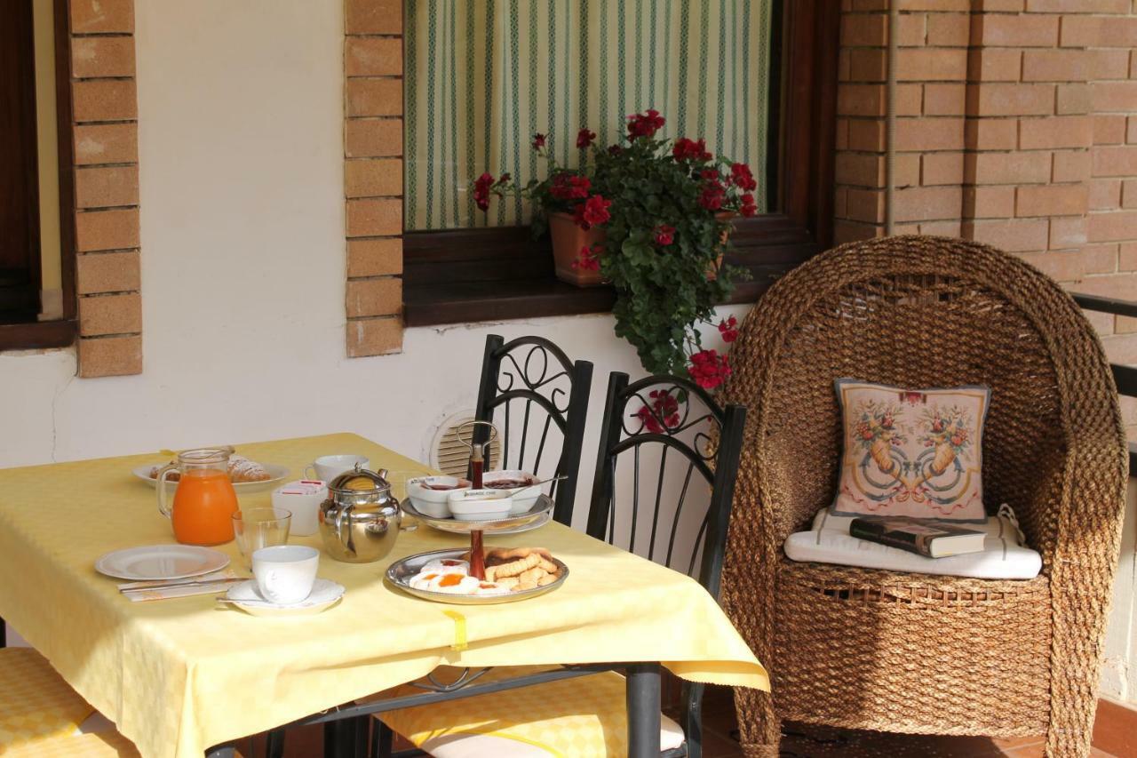 B&B Villa Letizia Кастельбуоно Екстер'єр фото